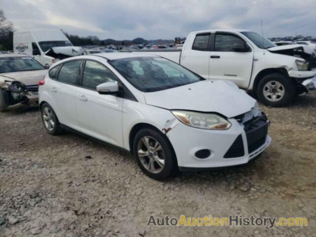 FORD FOCUS SE, 1FADP3K26EL135265