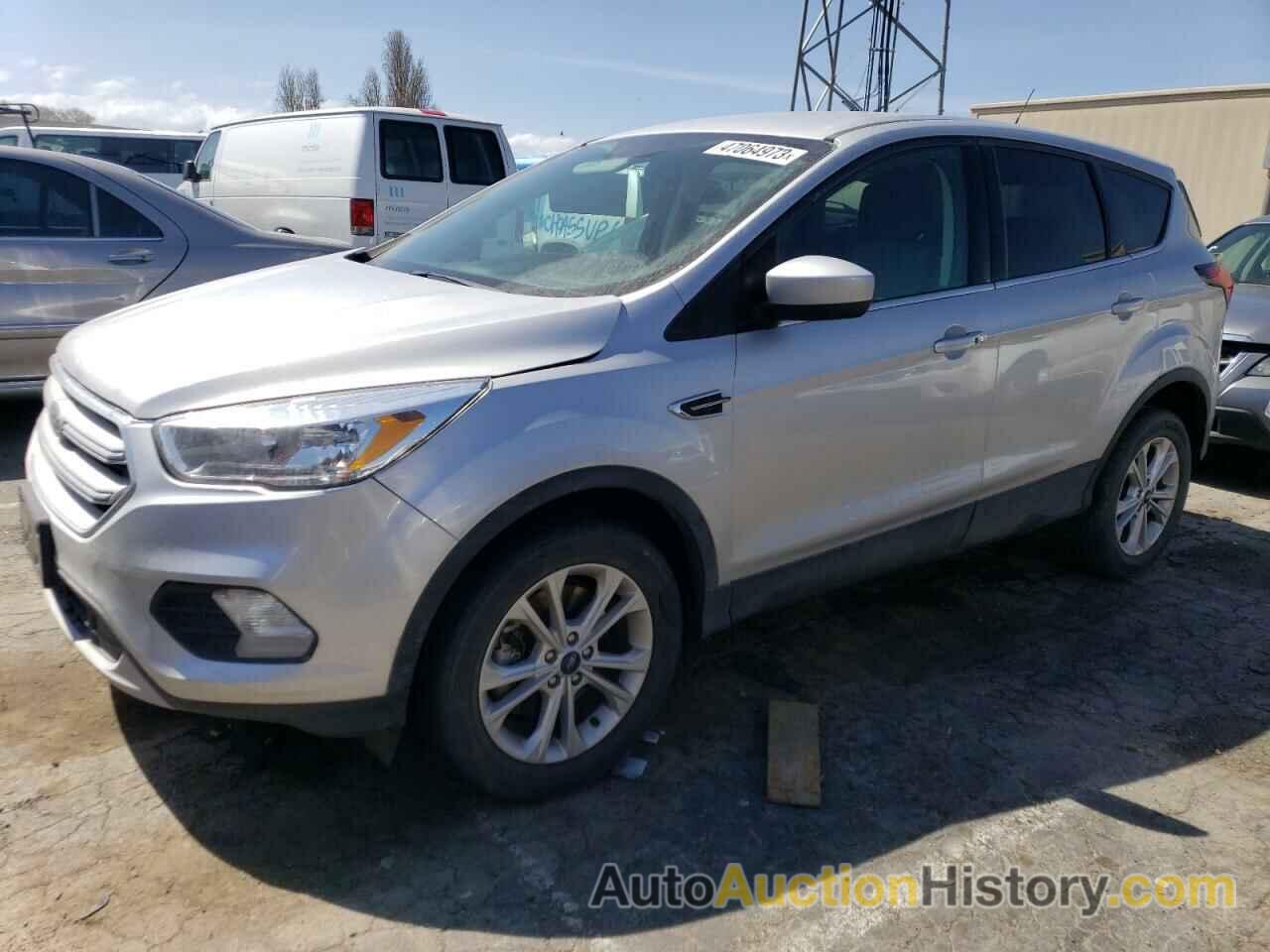 2019 FORD ESCAPE SE, 1FMCU9GD5KUA64380