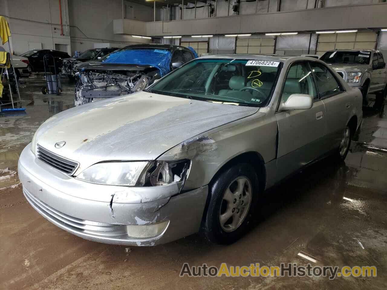 LEXUS ES300 300, JT8BF22GXV0045725