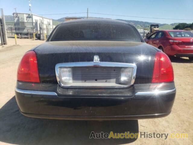 LINCOLN TOWNCAR SIGNATURE, 1LNHM81WX7Y610486