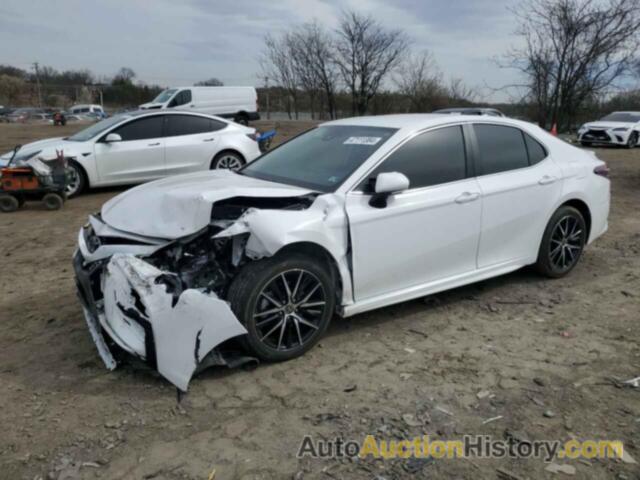 TOYOTA CAMRY SE, 4T1G11AK7NU651669