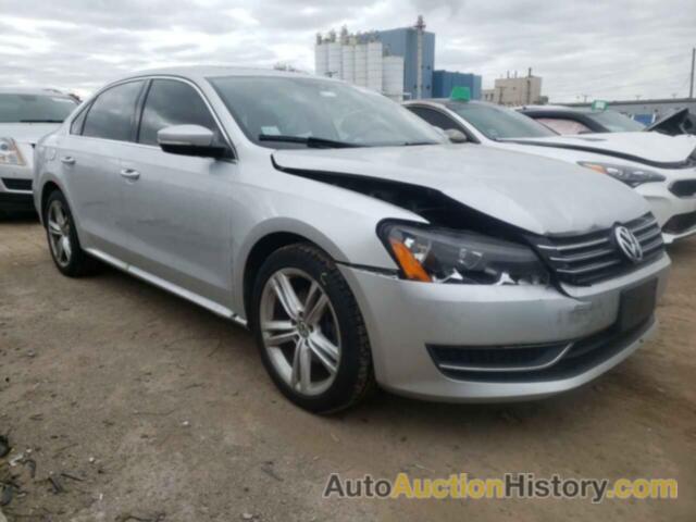 VOLKSWAGEN PASSAT SE, 1VWBV7A33FC085867