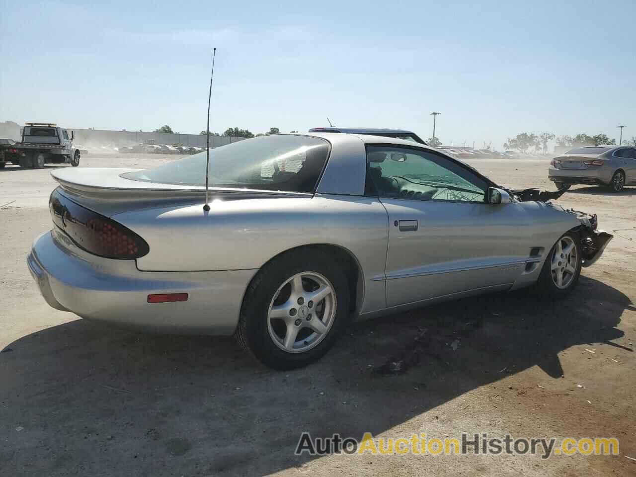 PONTIAC FIREBIRD, 2G2FS22K322116281