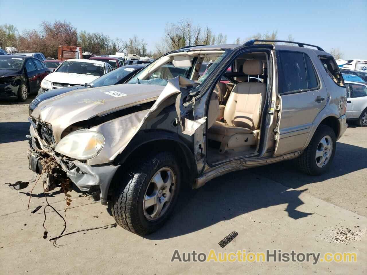 MERCEDES-BENZ M-CLASS 320, 4JGAB54E82A295696