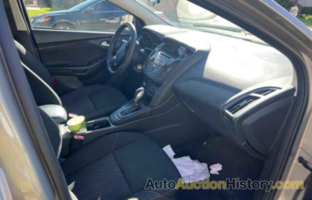 FORD FOCUS SE, 1FADP3F2XFL221495