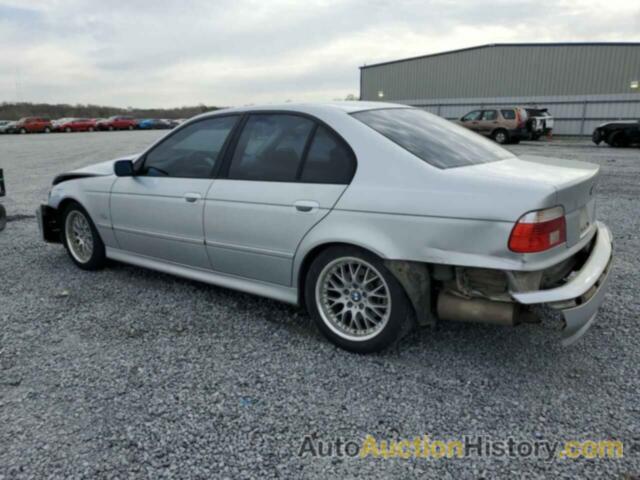 BMW 5 SERIES I, WBADT53423CE94465