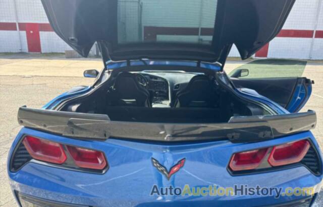 CHEVROLET CORVETTE STINGRAY Z51 2LT, 1G1YK2D73F5118421