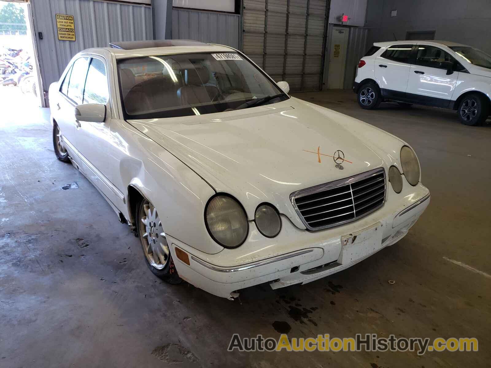 2001 MERCEDES-BENZ E CLASS 320, WDBJF65J61B225583