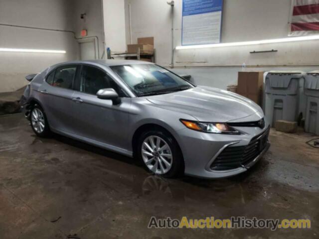 TOYOTA CAMRY LE, 4T1C11AK1PU824104