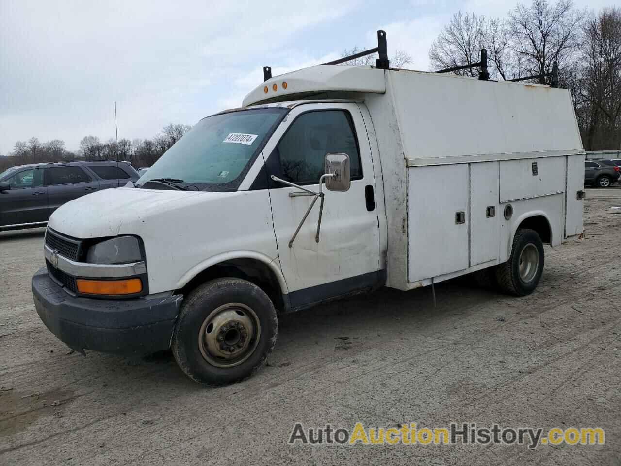 CHEVROLET EXPRESS, 1GBJG31U951179230