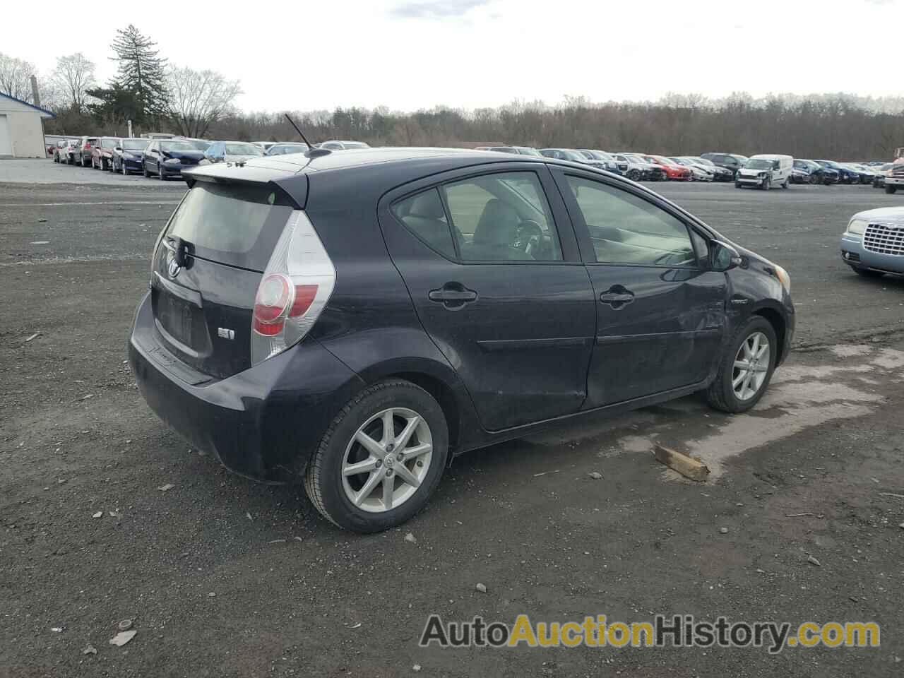 TOYOTA PRIUS, JTDKDTB33D1037985