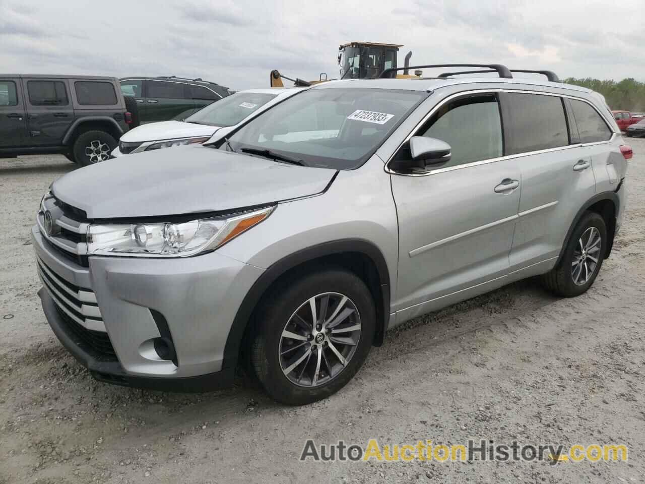 2018 TOYOTA HIGHLANDER SE, 5TDJZRFH3JS861005