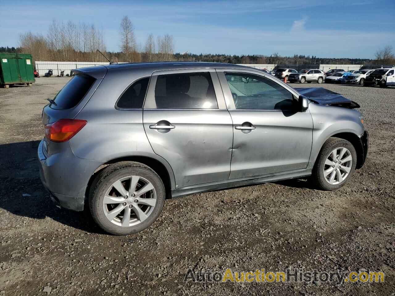 MITSUBISHI OUTLANDER SE, 4A4AR4AU6EE017858