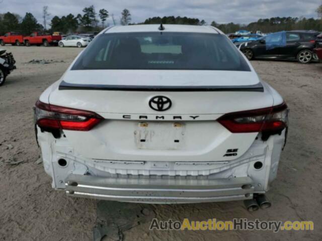 TOYOTA CAMRY SE, 4T1G11BK6NU055323