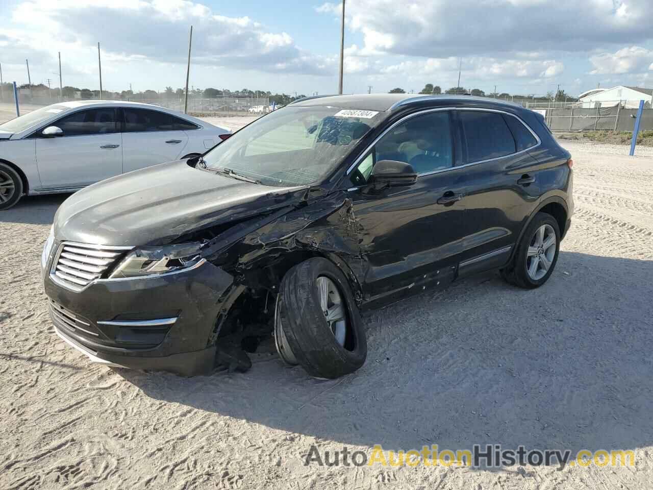 LINCOLN MKC PREMIERE, 5LMCJ1C90HUL13783