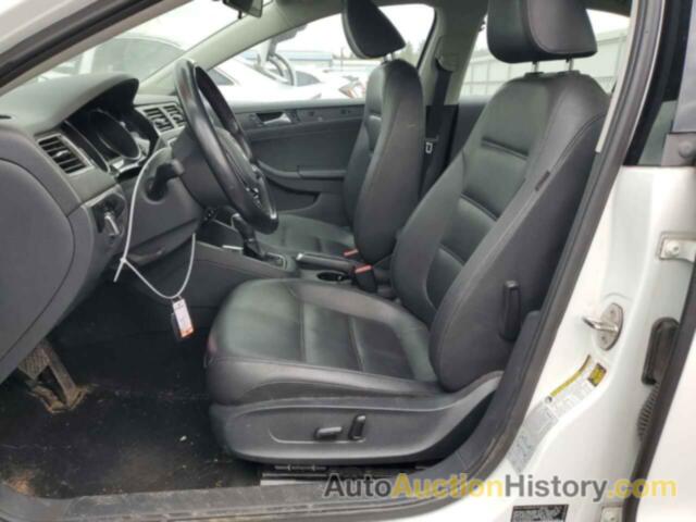 VOLKSWAGEN JETTA SEL, 3VWL17AJ8HM235617