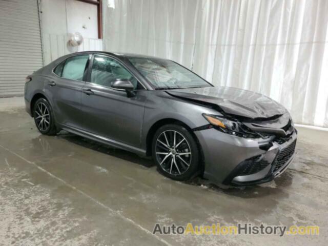 TOYOTA CAMRY SE, 4T1G11AK7NU643376