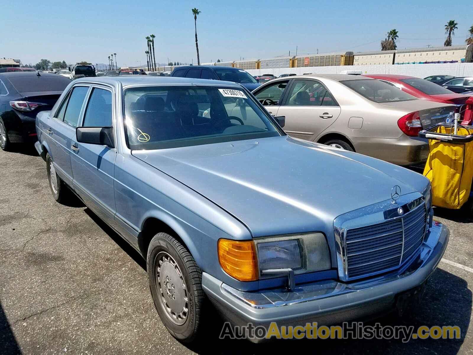 1988 MERCEDES-BENZ 300 SE, WDBCA24D2JA396445