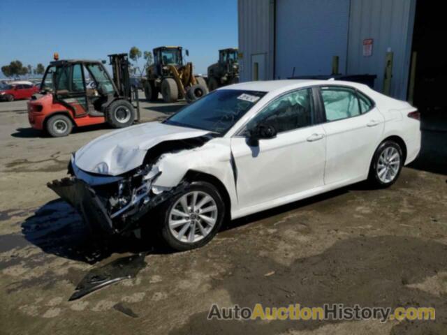 TOYOTA CAMRY LE, 4T1C11AK4NU031182