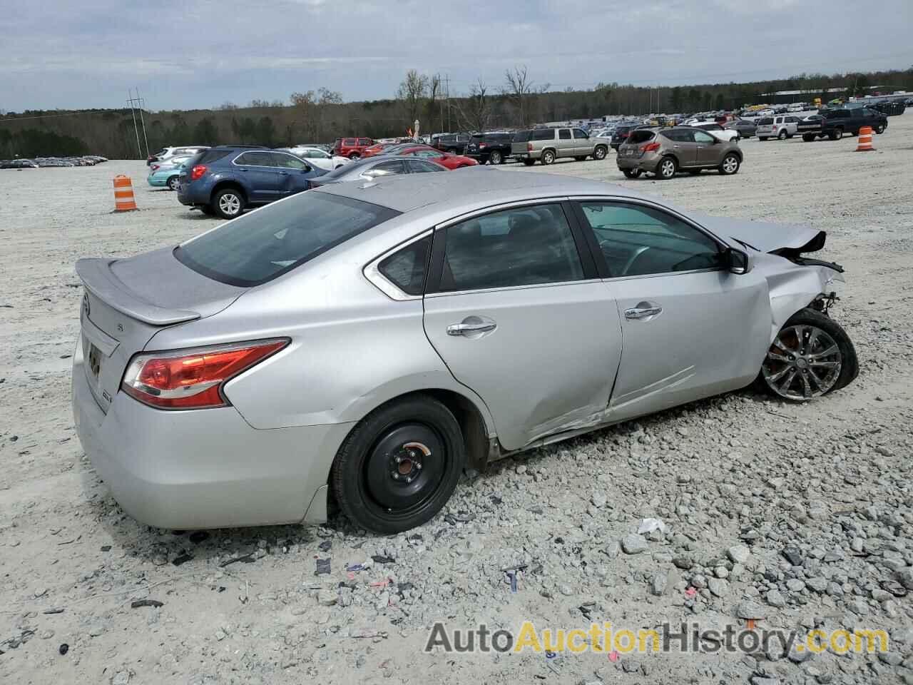 NISSAN ALTIMA 2.5, 1N4AL3AP6FN892152