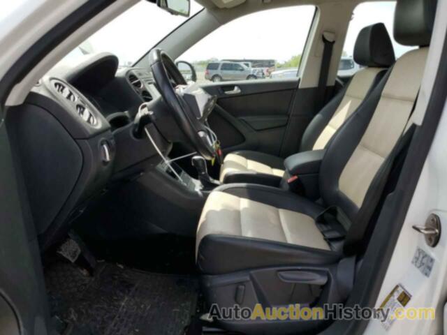 VOLKSWAGEN TIGUAN S, WVGAV7AX7GW590579