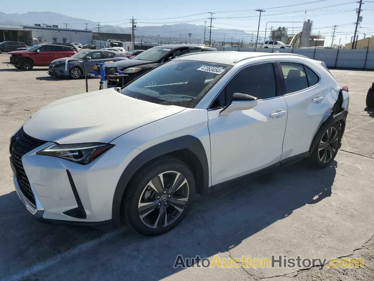 LEXUS UX 200 200, JTHX3JBH5M2039223