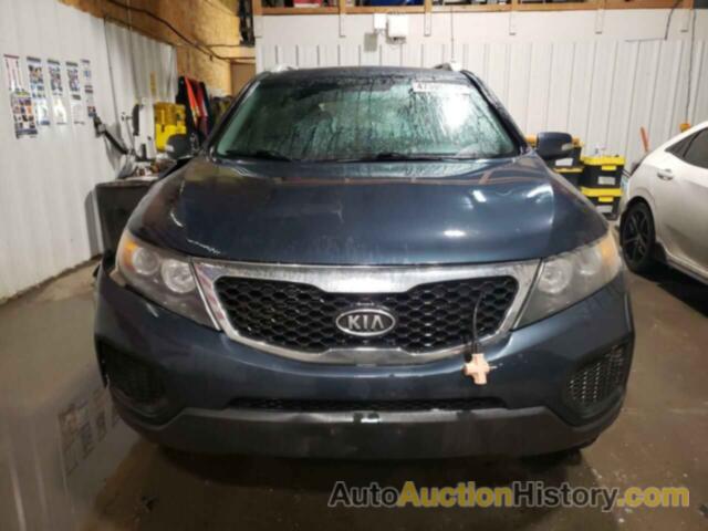 KIA SORENTO BASE, 5XYKTDA25BG096129