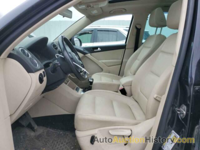 VOLKSWAGEN TIGUAN SE, WVGBV7AX2AW514554