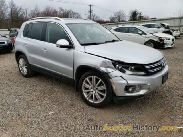 VOLKSWAGEN TIGUAN S, WVGBV7AX7FW573316