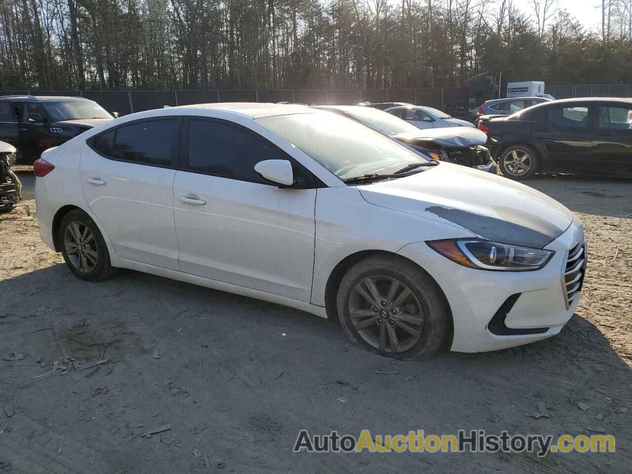 HYUNDAI ELANTRA SE, 5NPD84LF4HH128807