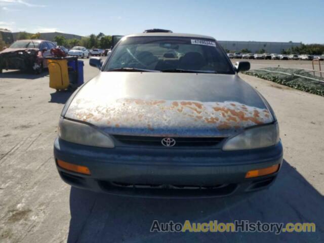 TOYOTA CAMRY LE, 4T1BF12K2TU868828