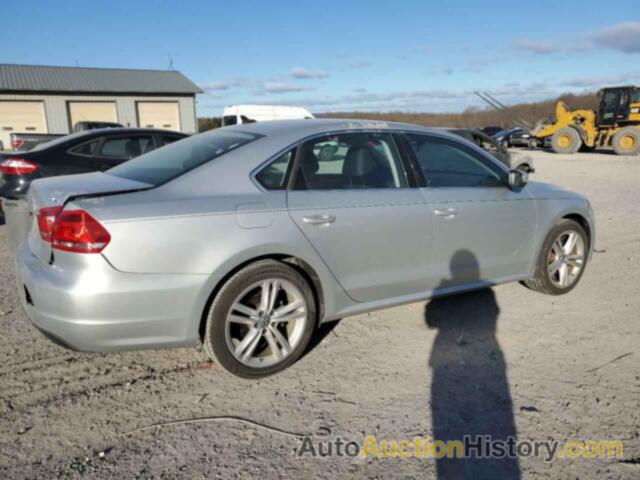 VOLKSWAGEN PASSAT SE, 1VWBT7A3XEC113233