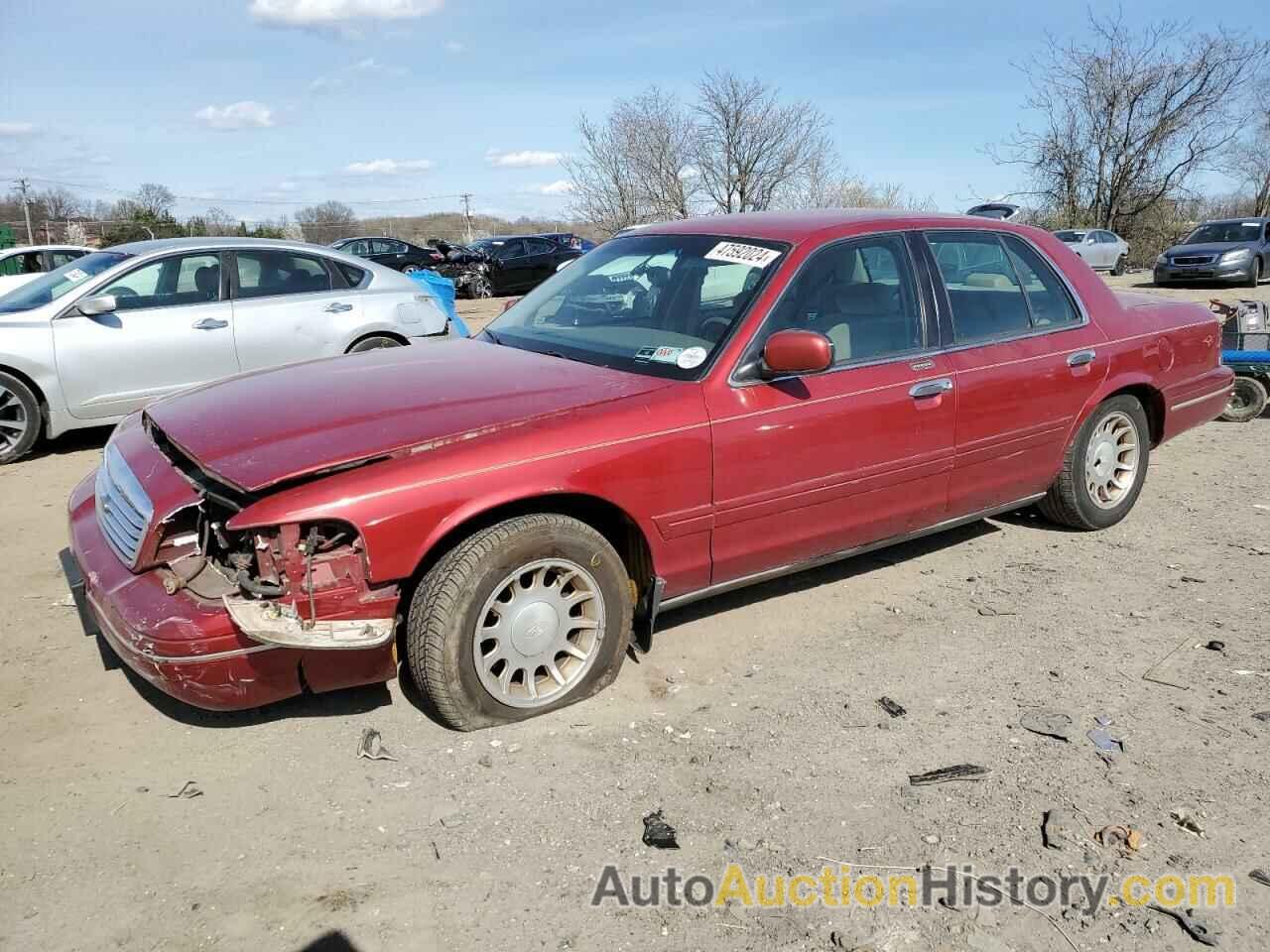 FORD CROWN VIC LX, 2FAFP74W1YX159058