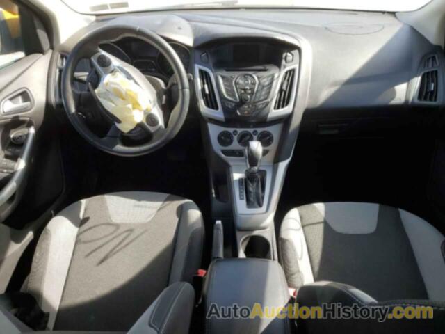 FORD FOCUS SE, 1FAHP3K25CL315822