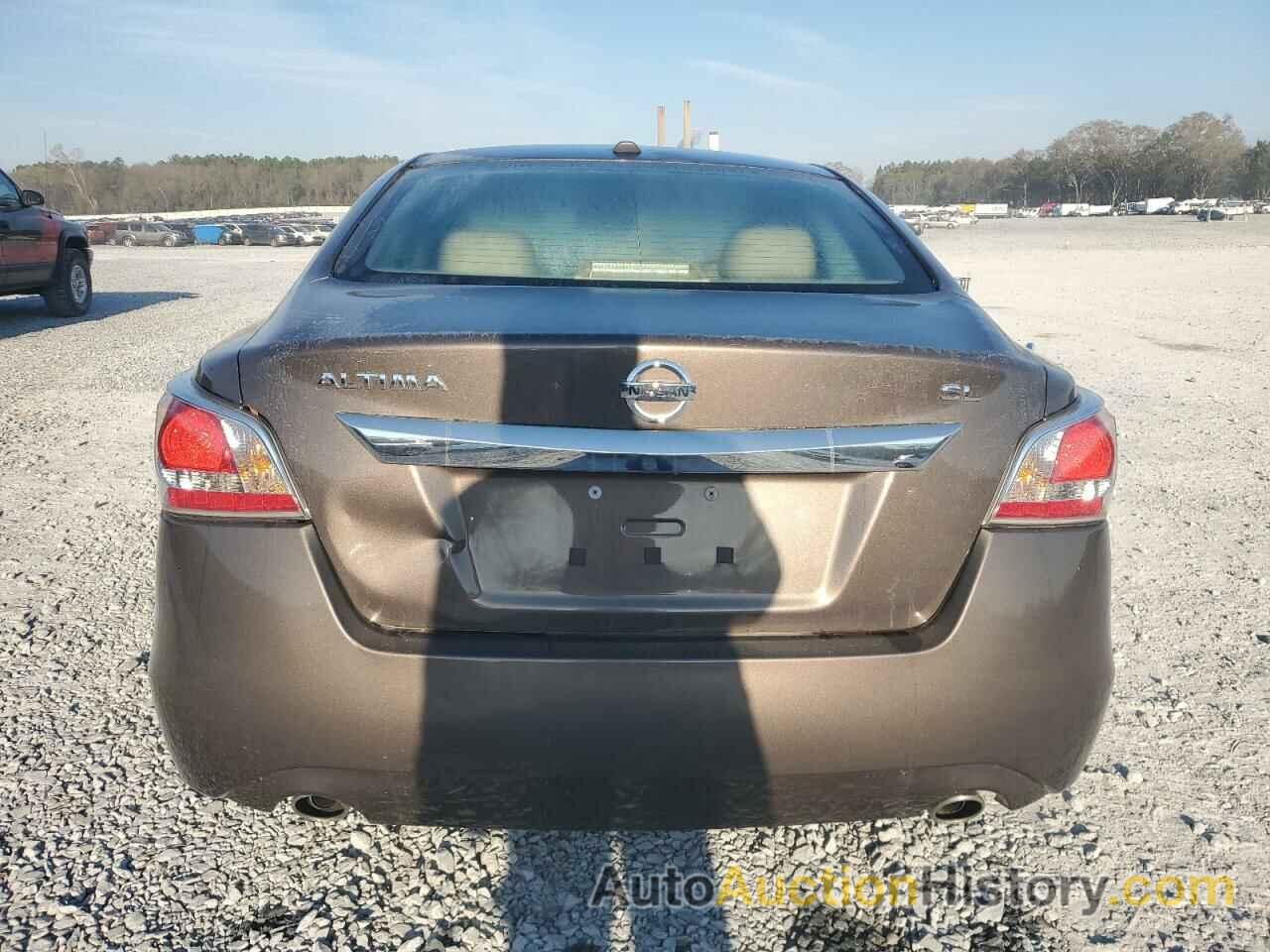 NISSAN ALTIMA 2.5, 1N4AL3AP7FC100389