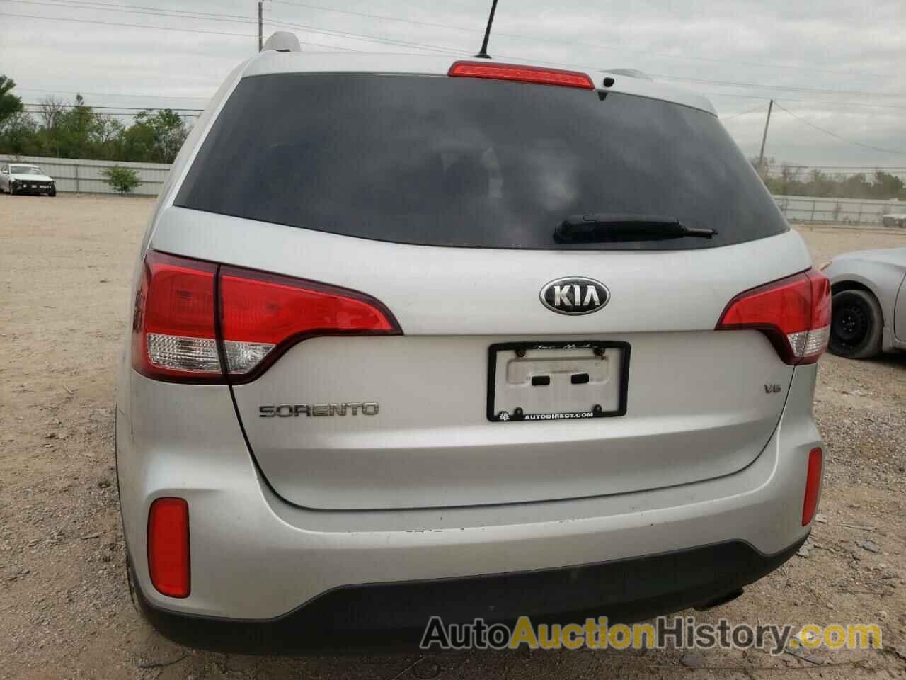 KIA SORENTO LX, 5XYKT4A72FG621648