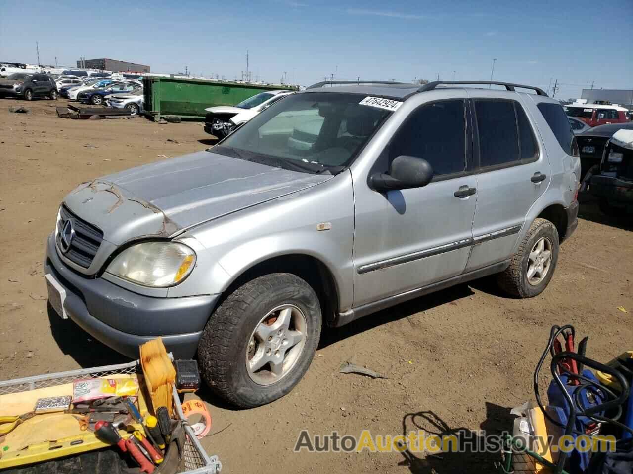 MERCEDES-BENZ M-CLASS 320, 4JGAB54E5WA018171