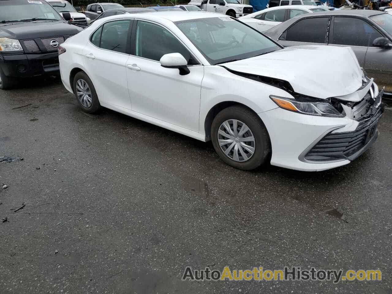 TOYOTA CAMRY LE, 4T1C31AK5PU600148