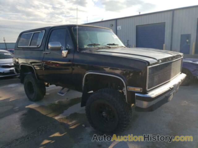 CHEVROLET BLAZER V10, 1GNEV18K9HF187015