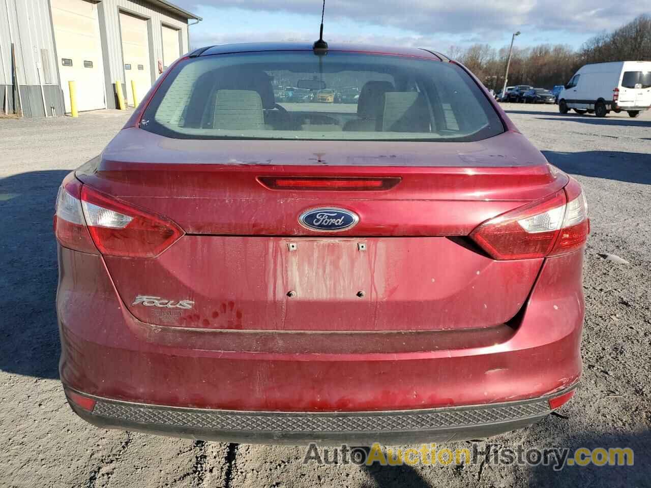 FORD FOCUS SE, 1FADP3F25EL172429