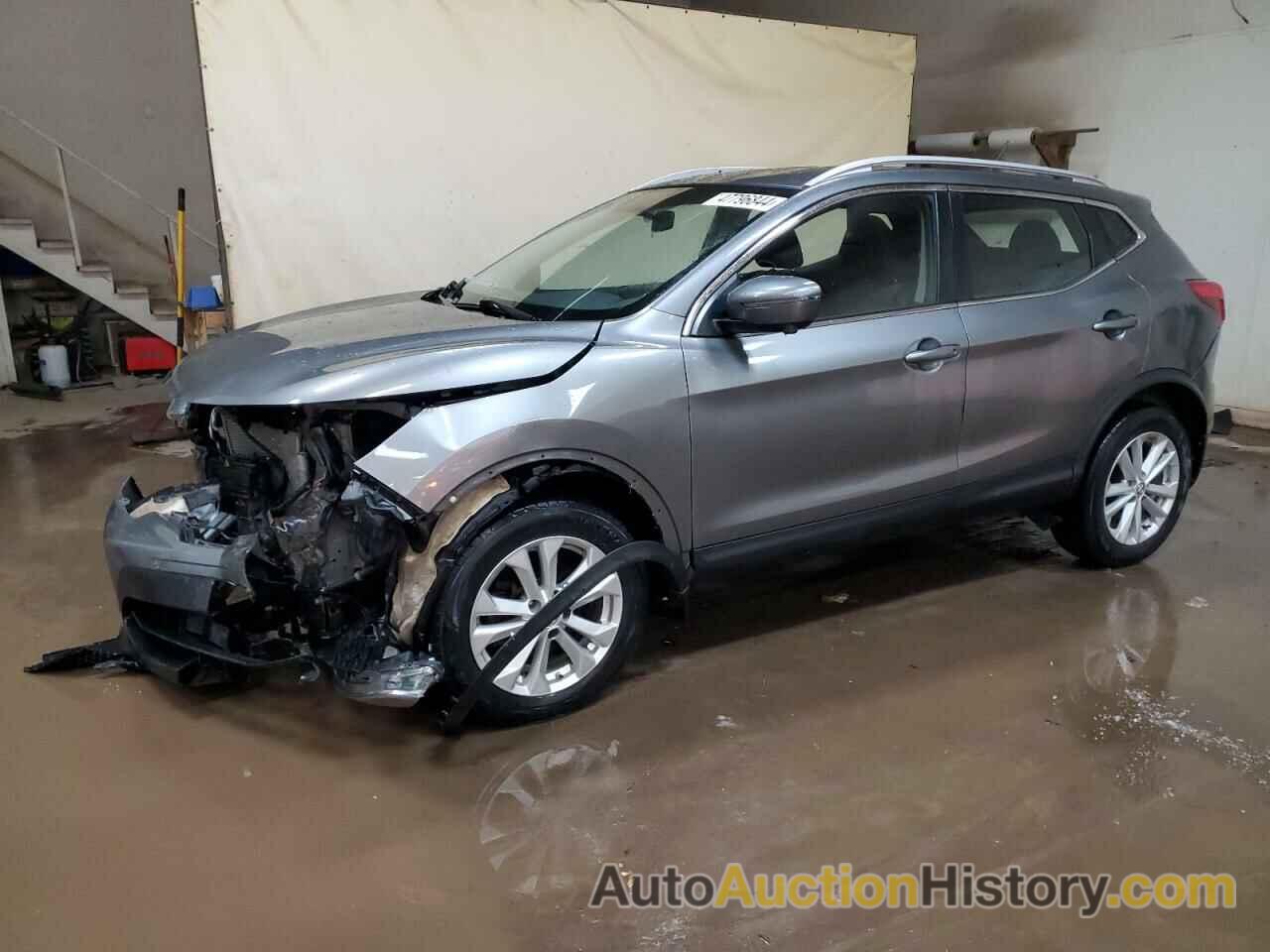 NISSAN ROGUE S, JN1BJ1CR2HW121047