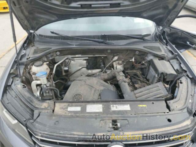 VOLKSWAGEN PASSAT S, 1VWAA7A33JC025930