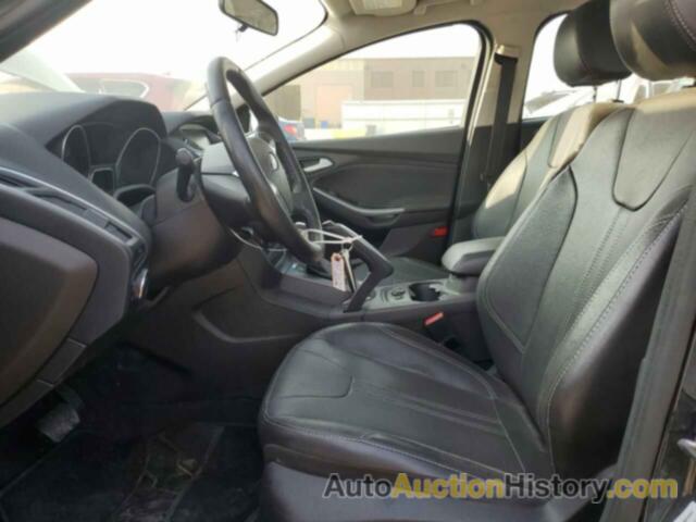 FORD FOCUS TITANIUM, 1FADP3J20DL353492