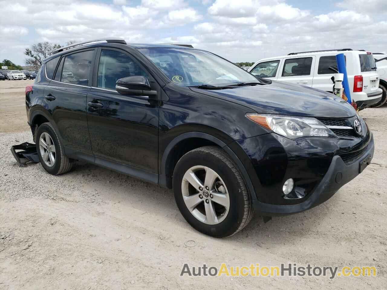 TOYOTA RAV4 XLE, 2T3RFREV5FW342434