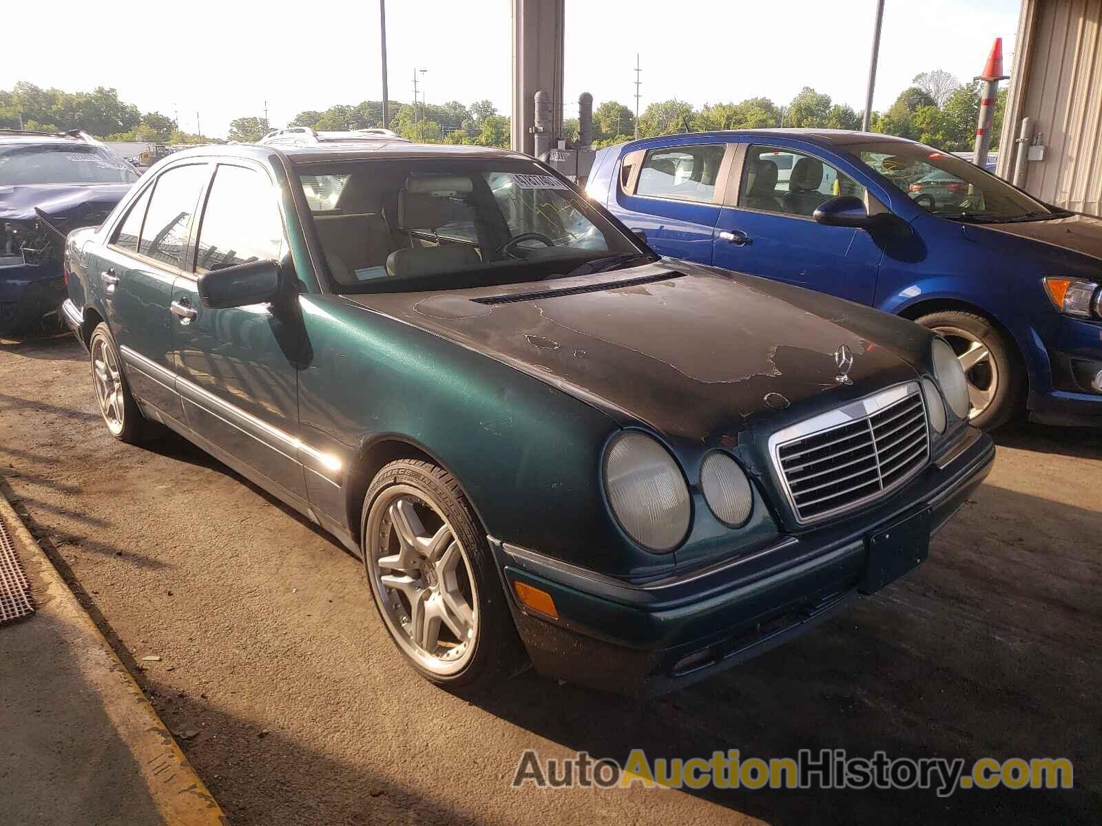 1997 MERCEDES-BENZ E CLASS 420, WDBJF72F3VA194634