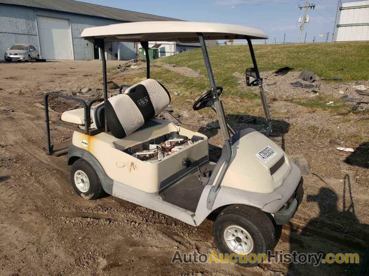 2004 GOLF CLUB CAR, 