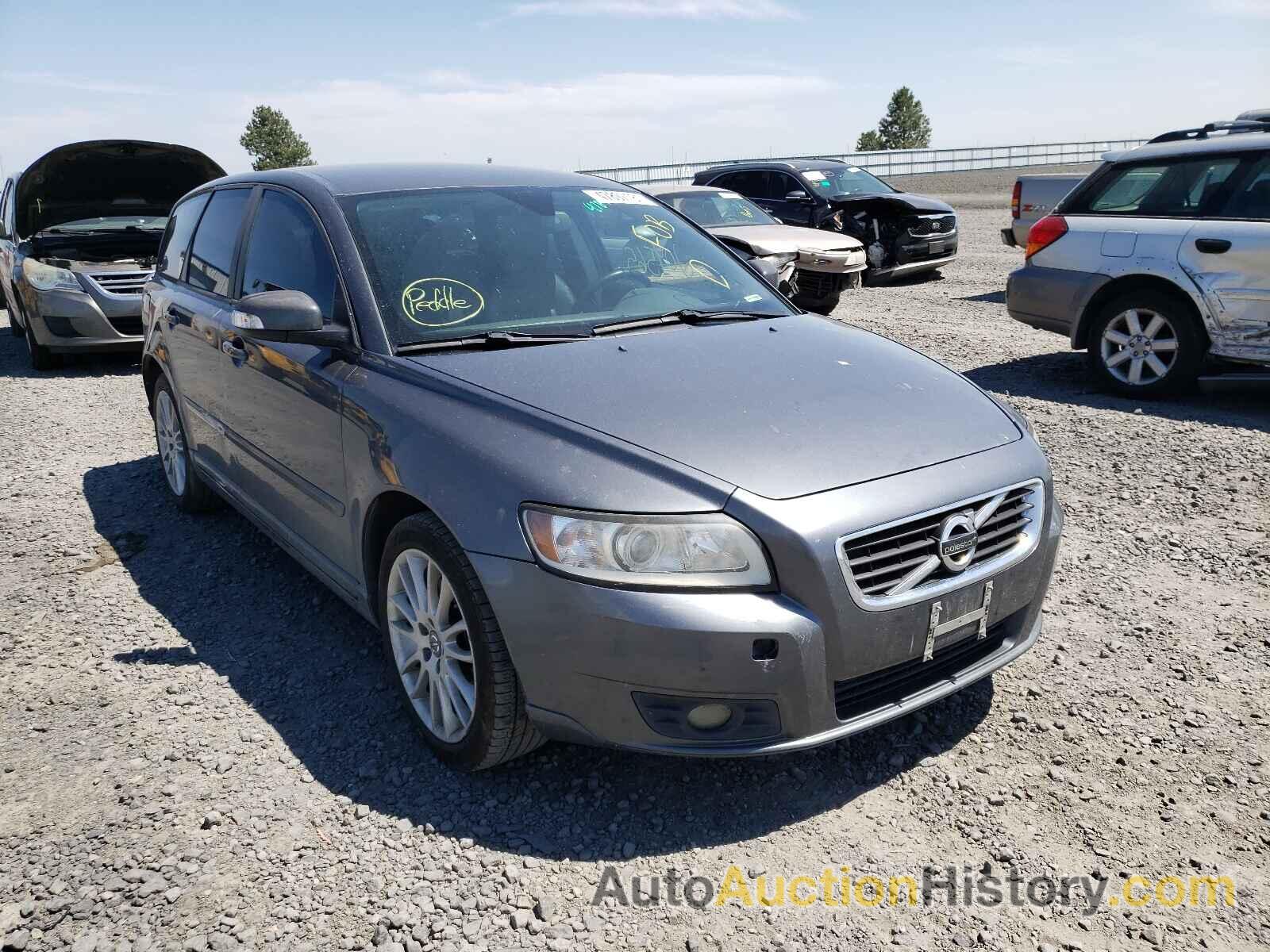 2011 VOLVO V50 T5, YV1672MW7B2630678