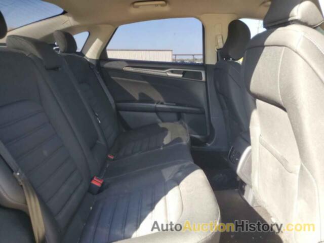 FORD FUSION SE, 3FA6P0HD4KR133110