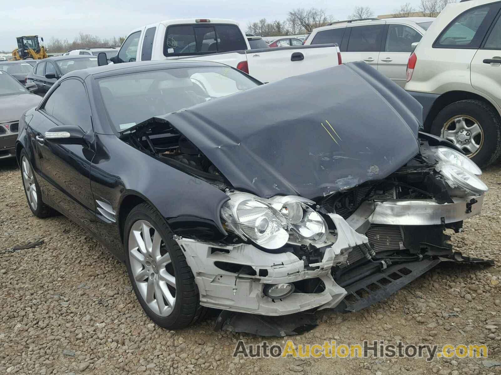 2008 MERCEDES-BENZ SL 550, WDBSK71F08F135937