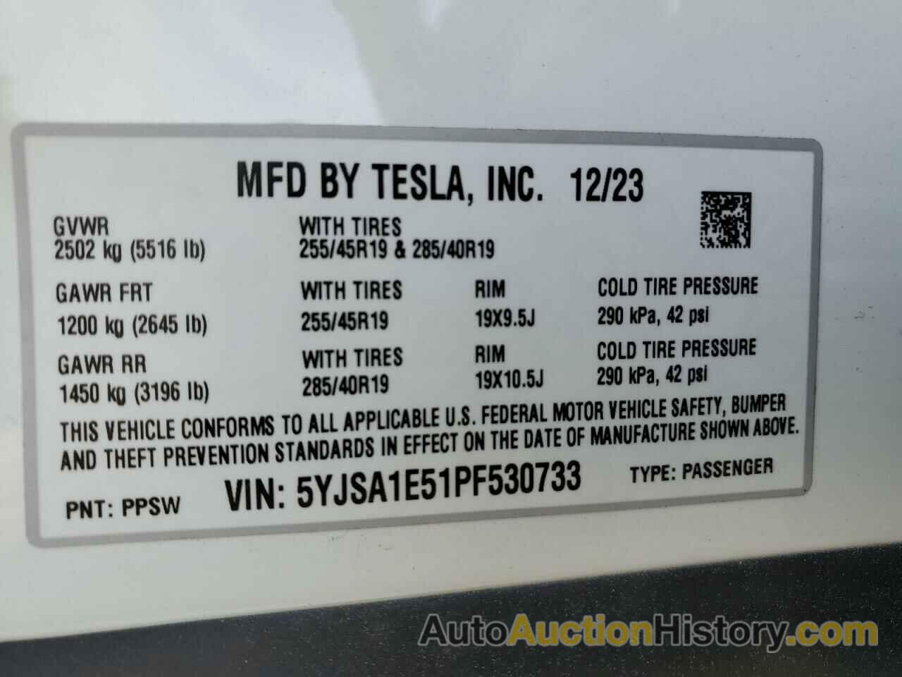 TESLA MODEL S, 5YJSA1E51PF530733